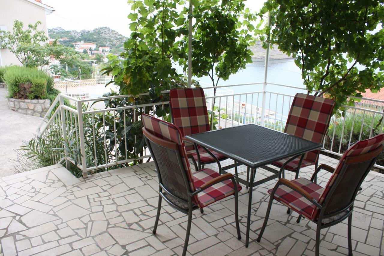 Apartments Lidija Sveti Juraj Eksteriør bilde